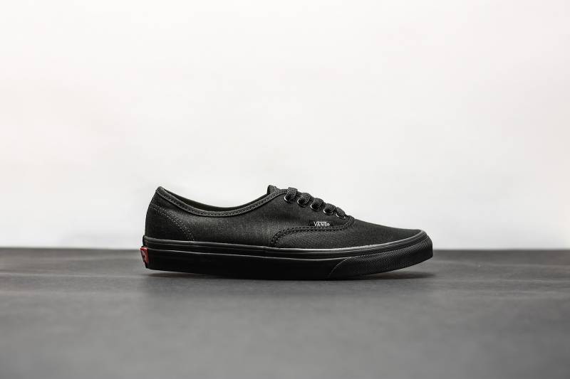 Vans UA Authentic 48.