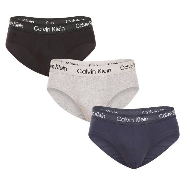 3PACK pánské slipy Calvin Klein vícebarevné (NB3704A-KDX) M.
Tyto parádní slipy Calvin Klein potěší všechny muže.
Příjemný materiál s měkkými lemy perfektně sedí na těle. Slipy dobře padnou a nemusíte se bát, že by se vás někde zařezávaly.
Víc se dozvíš v klasických informacích o produktu.