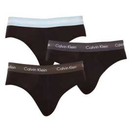 3PACK pánské slipy Calvin Klein vícebarevné (U2661G-6EW) XL.
Tyto parádní slipy Calvin Klein potěší všechny muže.
Příjemný materiál s měkkými lemy perfektně sedí na těle. Slipy dobře padnou a nemusíte se bát, že by se vás někde zařezávaly.
Víc se dozvíš v klasických informacích o produktu.