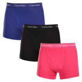 3PACK pánské boxerky Calvin Klein vícebarevné (NB2615A-NLT) XL, trenky / trenýrky.
Kvalitní boxerky do každého šatníku
Pánské boxerky Calvin Klein s delší nohavičkou zajišťují dokonalý komfort pro každodenní nošení, nezáleží na tom, jestli tě čeká důležitá pracovní schůzka nebo lezení po skalách.
Spodní prádlo Calvin Klein milují lidé po celém světě
Pánské spodní prádlo Calvin Klein patří ke stálicím módního průmyslu.